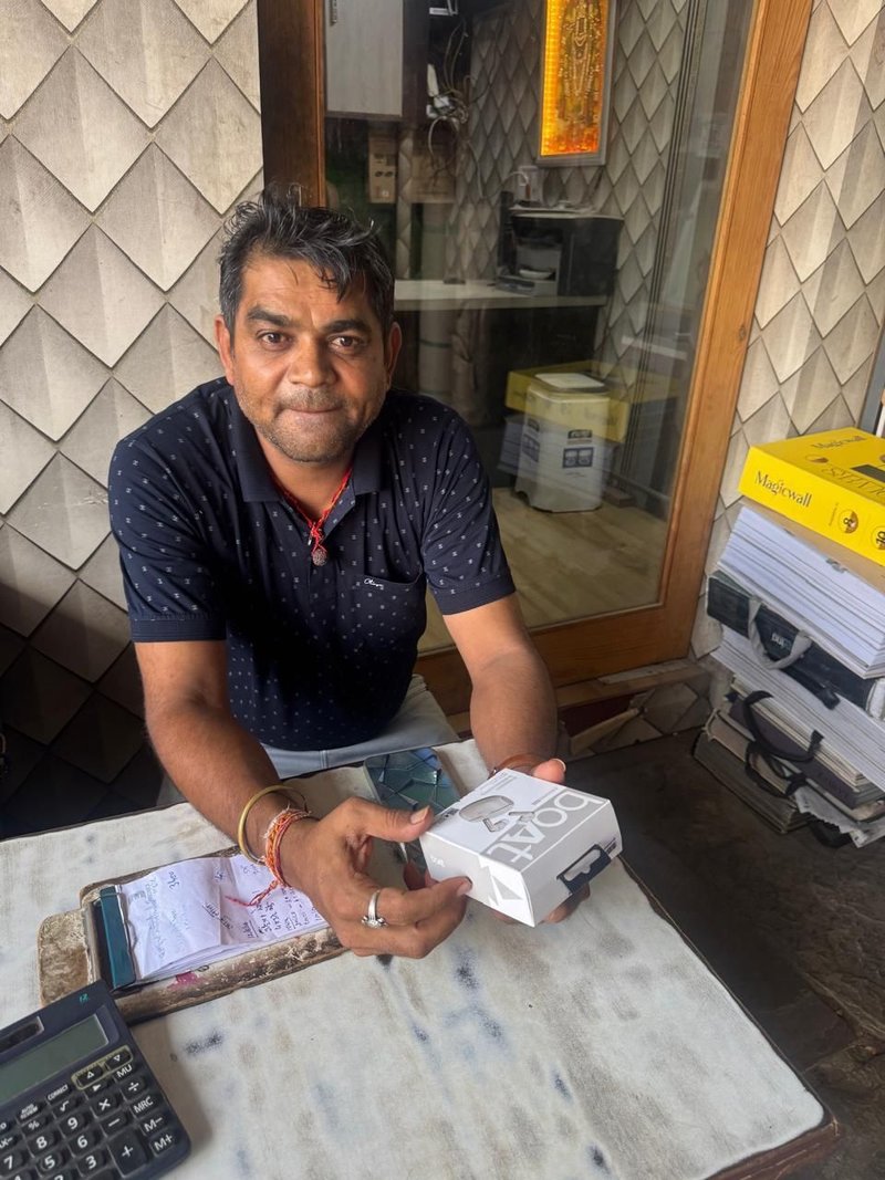 Dinesh Choudhary at Jai Shree Shyam Hardware, Vidhyadhar Nagar